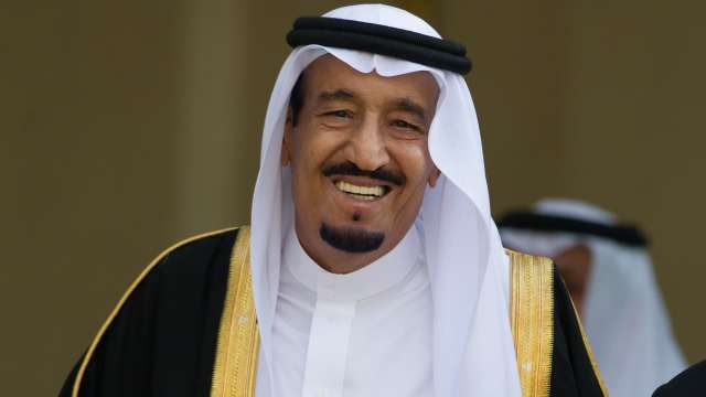 الملك سلمان بن عبد العزيز أمين سر «العائلة الحاكمة»